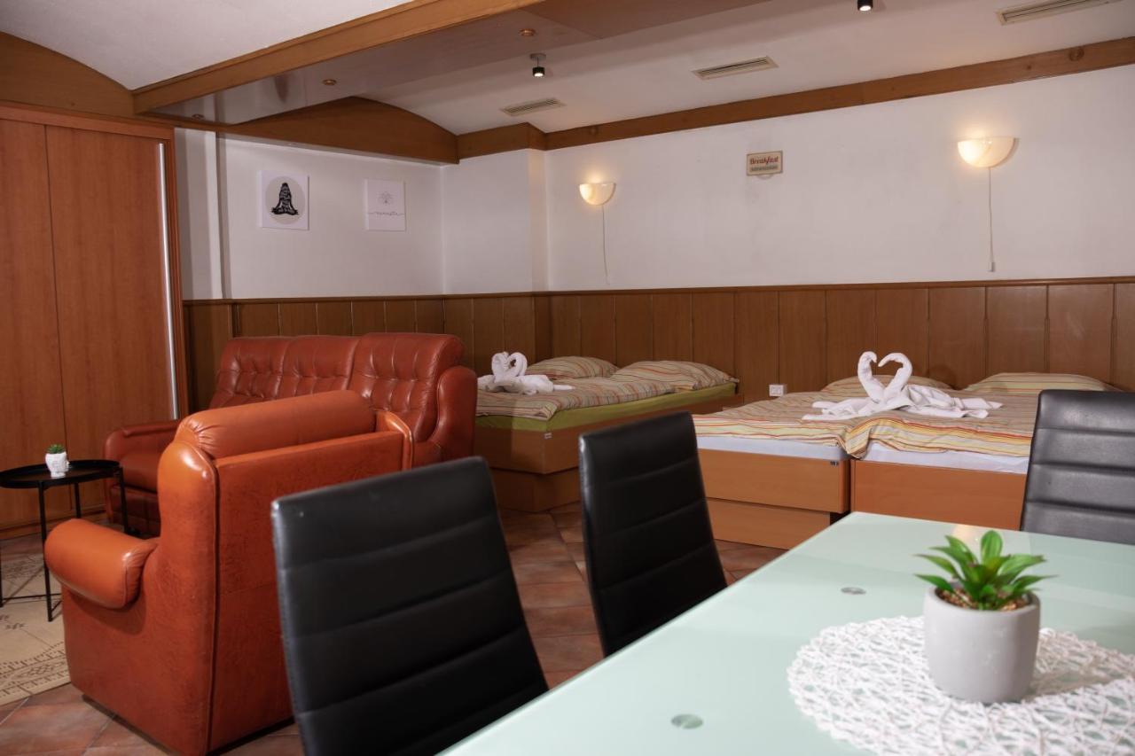Apartma-Studio Ajdna Zirovnica Esterno foto